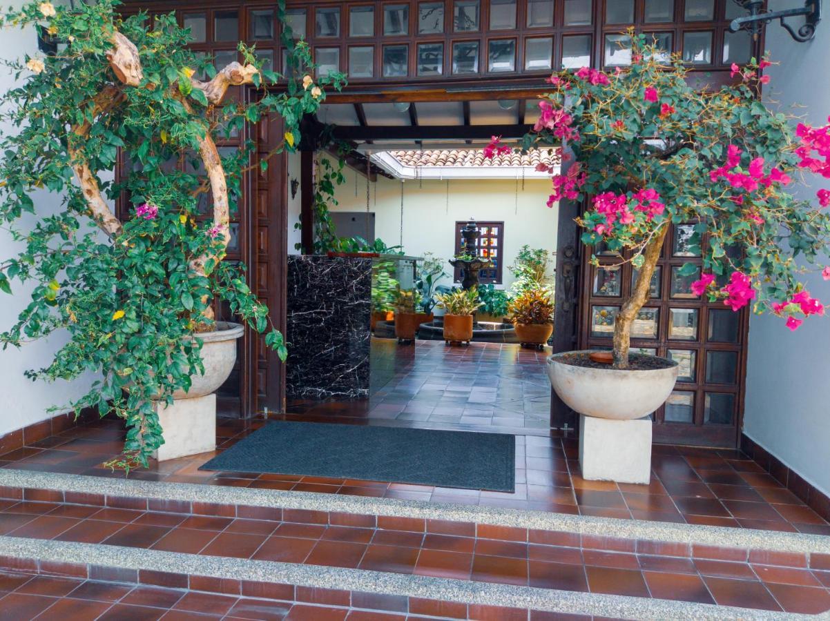 Hotel Boutique La Casa De Piedra Cali Esterno foto