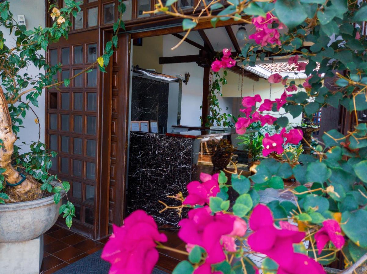 Hotel Boutique La Casa De Piedra Cali Esterno foto