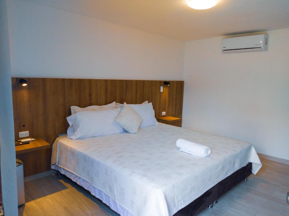Hotel Boutique La Casa De Piedra Cali Esterno foto